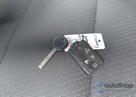 2021 Chevrolet Silverado 1500 2Wd Short Bed Custom z USA, uszkodzony, nr VIN 3GCPWBEK4MG277688